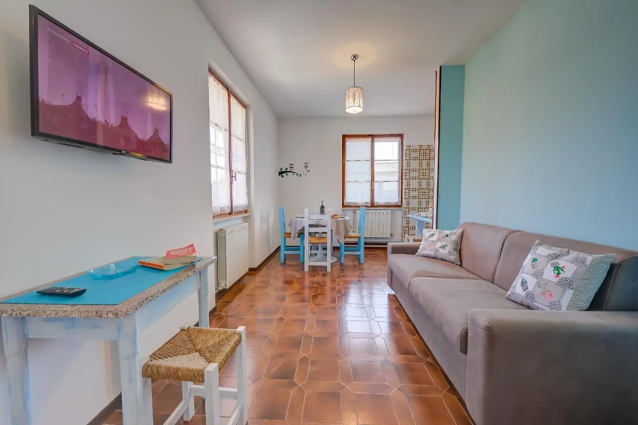 Villa Fiorita Apartments - Happy Rentals Sirmione 0*,  Italy