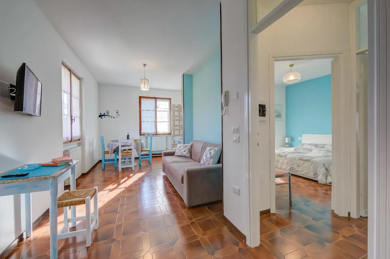 Villa Fiorita Apartments - Happy Rentals Sirmione