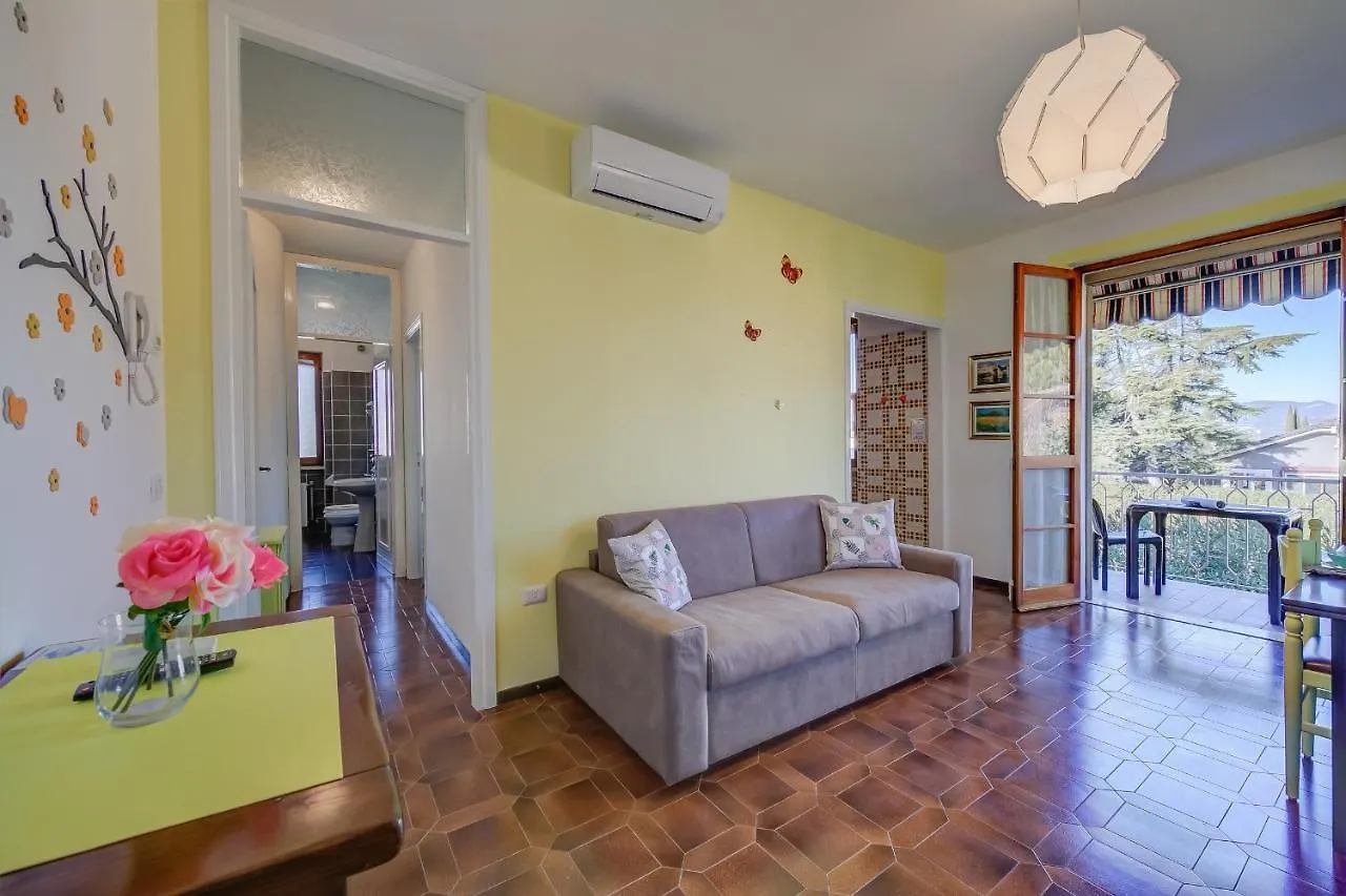 Villa Fiorita Apartments - Happy Rentals Sirmione